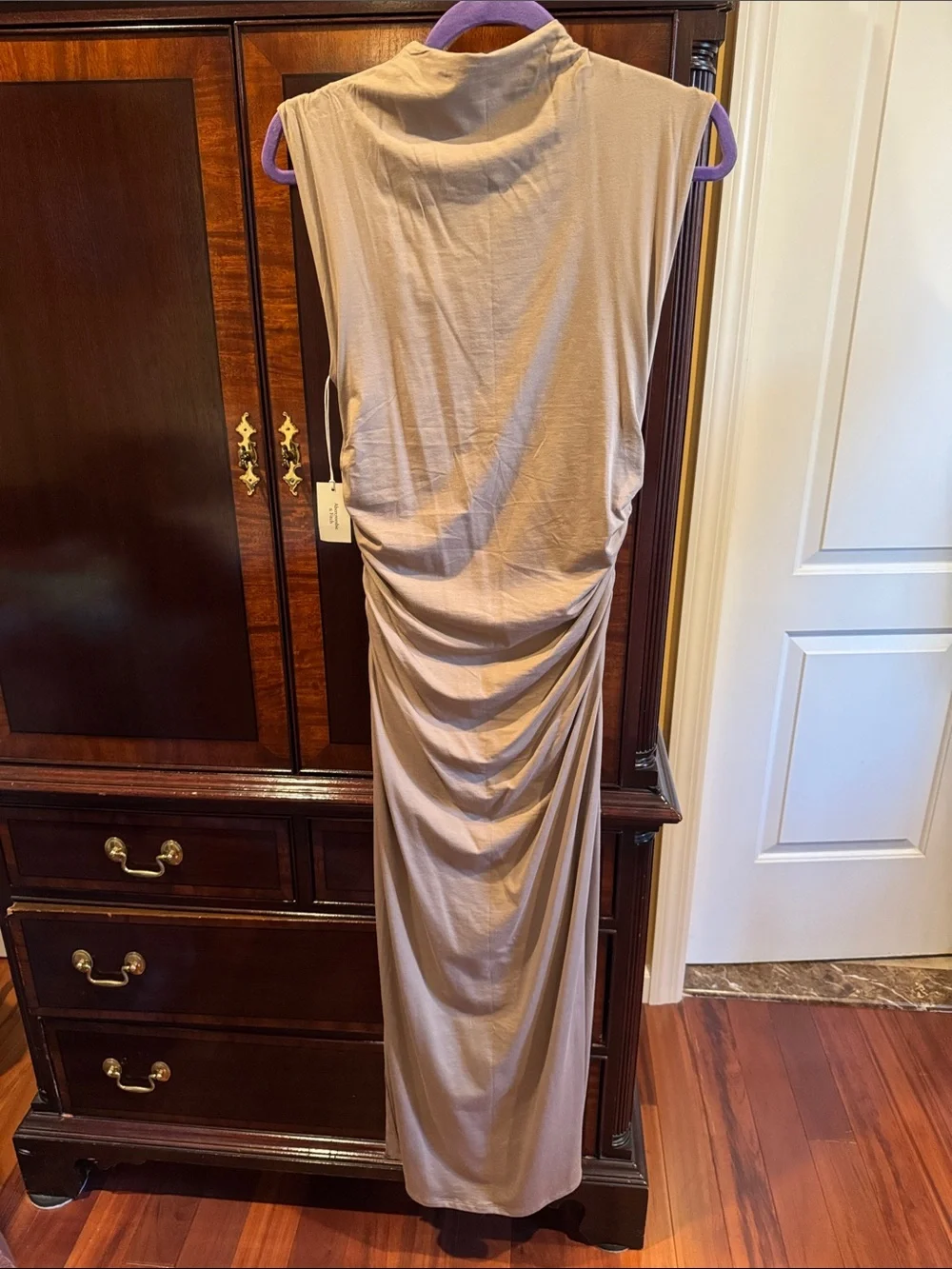 A&F Sleeveless Ruched Dress